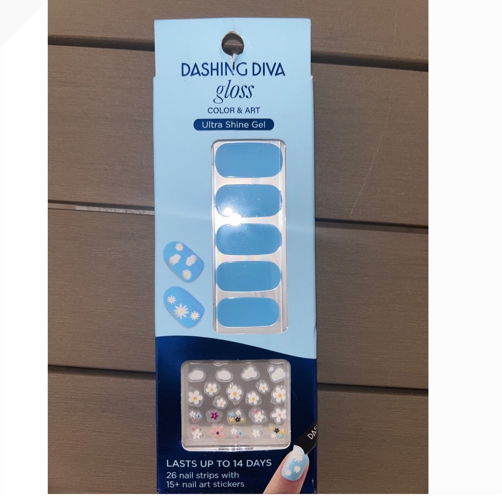 Dashing Diva Gloss Blue Skies Ultra Shine Gel Color & Art Nail Strips